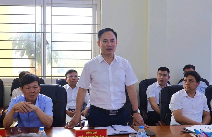Hòa Lạc tổ chức Hội nghị rà soát ranh giới hành chính và trao đổi kinh nghiệm công tác giải phóng mặt bằng với xã Phú Cát.- Ảnh 2.