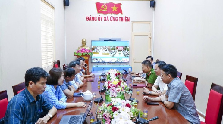 ỨNG THIÊN DỰ HỘI THẢO KHOA HỌC CẤP QUỐC GIA VỀ HOÀN THIỆN MÔ HÌNH CHÍNH QUYỀN ĐỊA PHƯƠNG 2 CẤP- Ảnh 2.