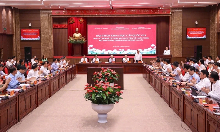 Hội thảo khoa học cấp quốc gia với chủ đề "Một số vấn đề lý luận và thực tiễn về hoàn thiện mô hình chính quyền địa phương hai cấp"  - Ảnh 1.