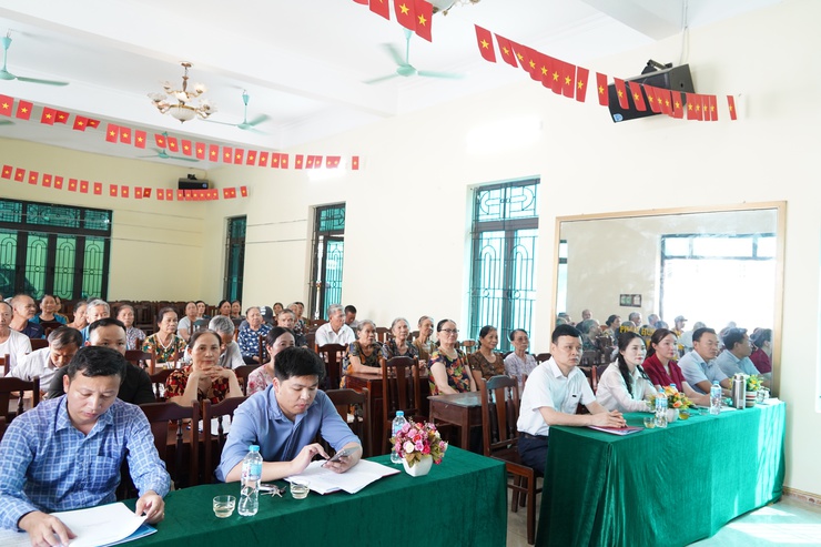 Tổ dân phố Yên Khê tổ chức hội nghị lấy ý kiến nhân dân về việc sắp xếp, tổ chức lại tổ dân phố- Ảnh 2.