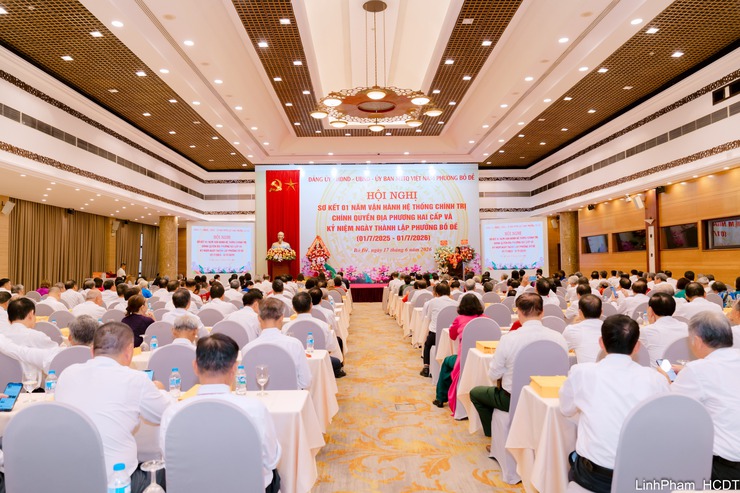 Phường Bồ Đề tổ chức Hội nghị Sơ kết 01 năm vận hành hệ thống chính trị chính quyền địa phương 02 cấp và kỷ niệm ngày thành lập phường Bồ Đề (01/7/2025-01/7/2026)- Ảnh 1.
