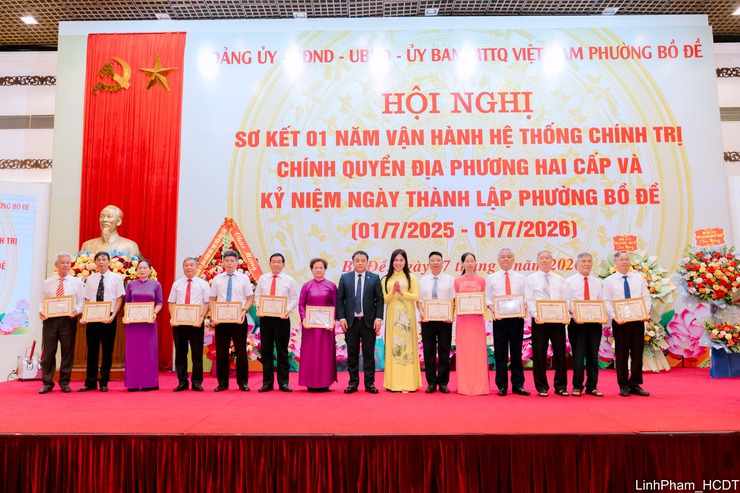 Phường Bồ Đề tổ chức Hội nghị Sơ kết 01 năm vận hành hệ thống chính trị chính quyền địa phương 02 cấp và kỷ niệm ngày thành lập phường Bồ Đề (01/7/2025-01/7/2026)- Ảnh 5.
