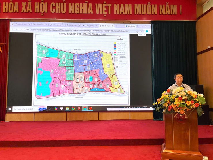 Hội nghị triển khai sắp xếp, tổ chức lại tổ dân phố trên địa bàn phường Hai Bà Trưng.- Ảnh 3.