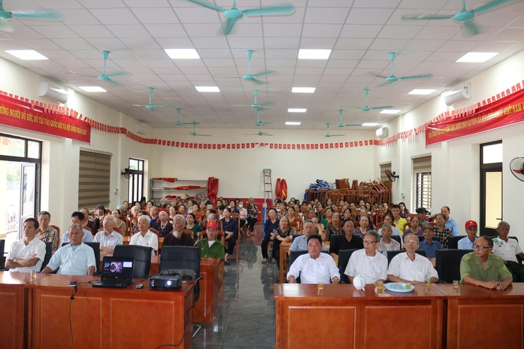 Tập huấn về bình đẳng giới và bảo vệ phụ nữ, trẻ em trong kỷ nguyên số- Ảnh 1.