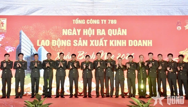 ĐẨY MẠNH TUYÊN TRUYỀN NÂNG CAO NHẬN THỨC VỀ QUÂN ĐỘI THAM GIA LAO ĐỘNG SẢN XUẤT, KẾT HỢP QUỐC PHÒNG VỚI KINH TẾ - XÃ HỘI- Ảnh 1.