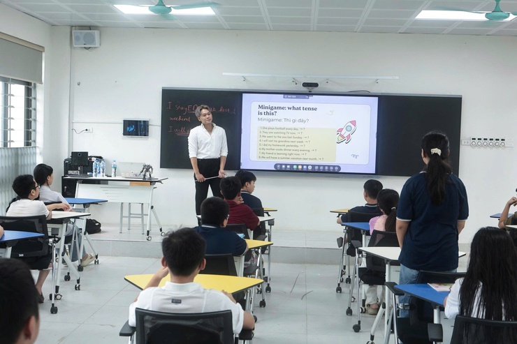 UBND xã Vân Đình khởi động các lớp công nghệ số, tiếng anh, stem miễn phí danh cho học sinh cơ sở trên địa bàn xã Vân Đình- Ảnh 2.