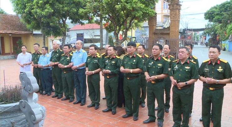CỤM THI ĐUA SỐ 10 HỘI CỰU CHIẾN BINH THÀNH PHỐ HÀ NỘI SƠ KẾT PHONG TRÀO THI ĐUA "CỰU CHIẾN BINH GƯƠNG MẪU" 6 THÁNG ĐẦU NĂM 2026- Ảnh 9.