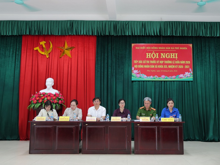 Tổ đại biểu số 01 Hội đồng nhân dân xã Phú Nghĩa khóa XXI tiếp xúc cử tri cụm Trường Yên- Ảnh 1.