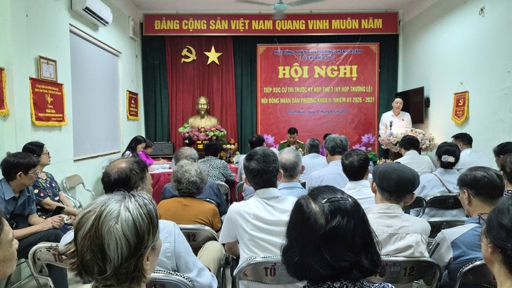 Tổ đại biểu số 7 HĐND phường Thanh Xuân tiếp xúc cử tri trước kỳ họp thứ 3 (kỳ họp thường lệ) HĐND phường khóa II, nhiệm kỳ 2026 - 2031.- Ảnh 1.