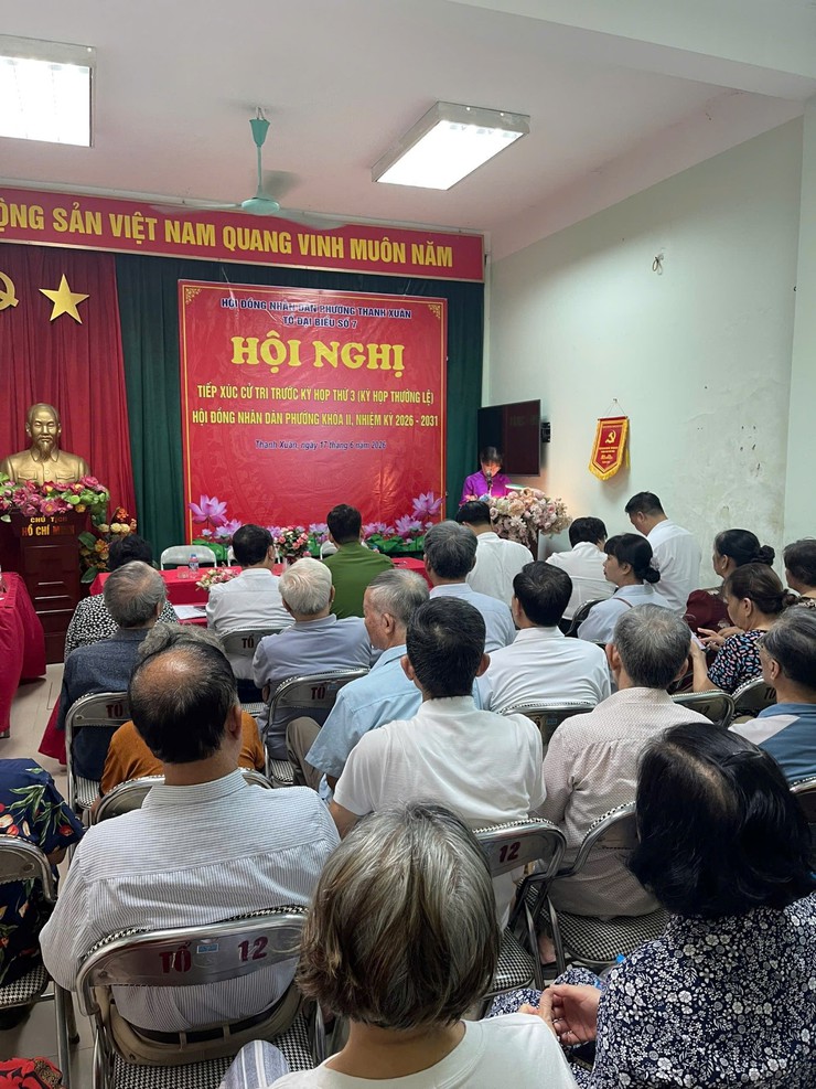 Tổ đại biểu số 7 HĐND phường Thanh Xuân tiếp xúc cử tri trước kỳ họp thứ 3 (kỳ họp thường lệ) HĐND phường khóa II, nhiệm kỳ 2026 - 2031.- Ảnh 4.
