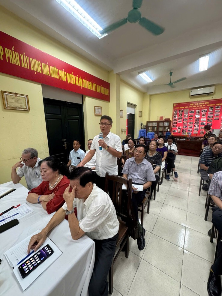 Tổ đại biểu số 3 HĐND phường Thanh Xuân tiếp xúc cử tri trước kỳ họp thứ 3 (kỳ họp thường lệ) HĐND phường khóa II, nhiệm kỳ 2026 - 2031.- Ảnh 5.