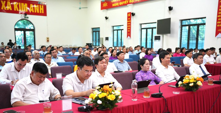 XÃ KIM ANH SƠ KẾT CÔNG TÁC LÃNH ĐẠO 6 THÁNG ĐẦU NĂM, TRIỂN KHAI NHIỆM VỤ 6 THÁNG CUỐI NĂM; SƠ KẾT VẬN HÀNH MÔ HÌNH CHÍNH QUYỀN ĐỊA PHƯƠNG HAI CẤP- Ảnh 2.