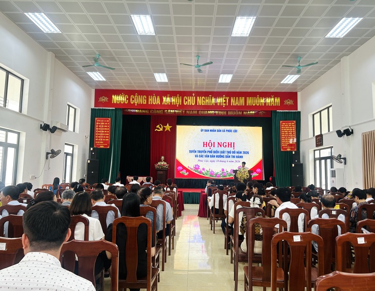 UBND xã Phúc Lộc tổ chức Hội nghị tuyên truyền, phổ biến Luật Thủ đô năm 2026 và các văn bản hướng dẫn thi hành- Ảnh 4.