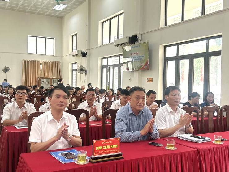 UBND xã Phúc Lộc tổ chức Hội nghị tuyên truyền, phổ biến Luật Thủ đô năm 2026 và các văn bản hướng dẫn thi hành- Ảnh 1.