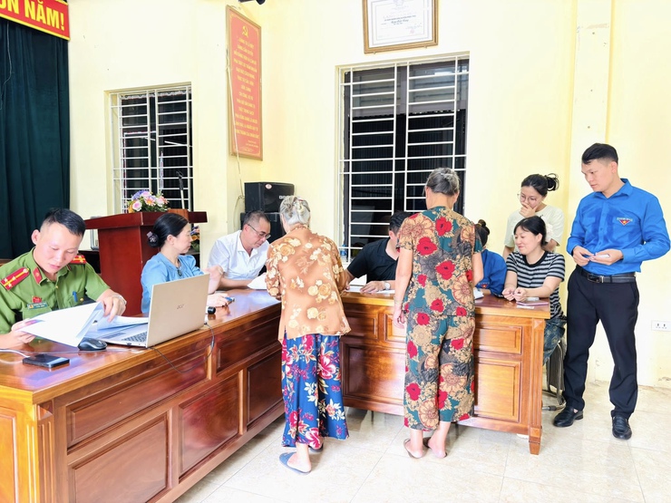 Đồng chí Phùng Mạnh Toàn – Cán bộ Đoàn tiên phong chuyển đổi số, lan tỏa giá trị tích cực trong cộng đồng- Ảnh 1.