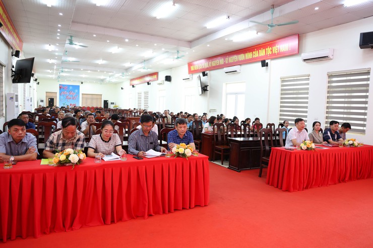 Ủy ban MTTQ xã và các tổ chức chính trị xã hội xã Chương Dương tổ chức hội nghị sơ kết 6 tháng đầu năm 2026- Ảnh 1.