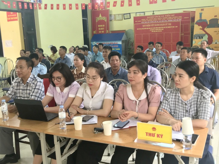 TỔ ĐẠI BIỂU HĐND XÃ NỘI BÀI SỐ 4, SỐ 5 VÀ SỐ 6 TIẾP XÚC CỬ TRI TRƯỚC KỲ HỌP THỨ 3 HĐND XÃ- Ảnh 12.