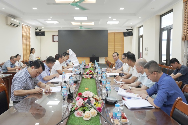 Sở Nông nghiệp và Môi trường Hà Nội kiểm tra công tác định vị mốc ranh giới sơ bộ dự án Đầu tư xây dựng Khu đô thị đa mục tiêu Bắc Thăng Long Urban City tại xã Thiên Lộc- Ảnh 1.