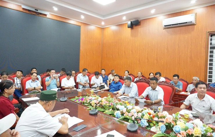 Hội nghị triển khai Kế hoạch tổ chức lấy ý kiến cử tri đối với Đề án sắp xếp, tổ chức lại thôn trên địa bàn xã Hoà Phú- Ảnh 3.