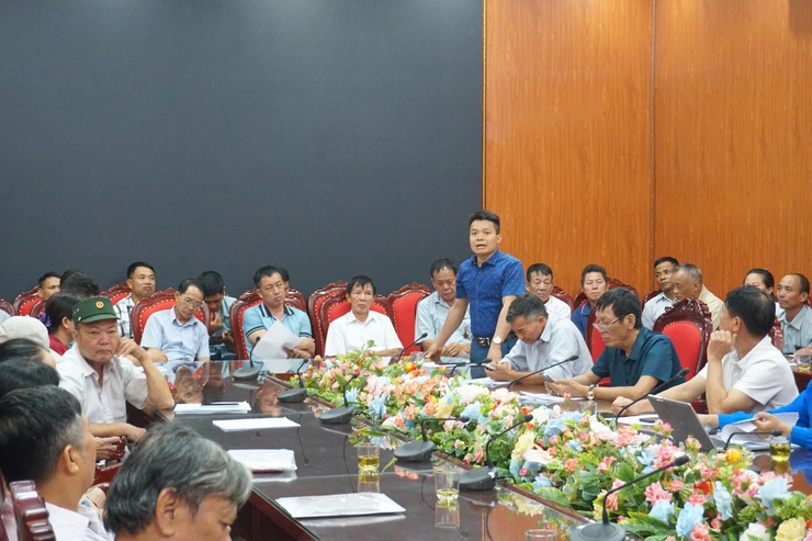 Hội nghị triển khai Kế hoạch tổ chức lấy ý kiến cử tri đối với Đề án sắp xếp, tổ chức lại thôn trên địa bàn xã Hoà Phú- Ảnh 2.