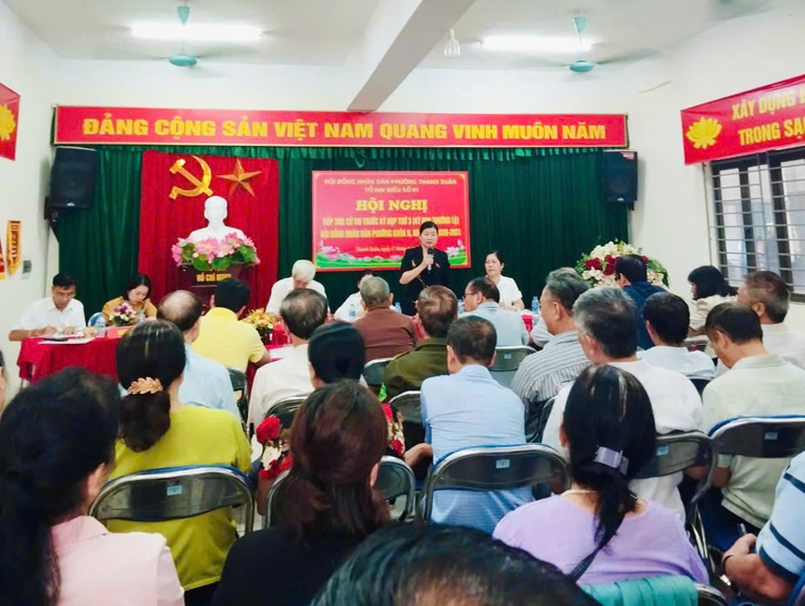 Tổ đại biểu số 1 HĐND phường Thanh Xuân tiếp xúc cử tri trước Kỳ họp thứ 3 (kỳ họp thường lệ) HĐND phường khóa II, nhiệm kỳ 2026 - 2031
- Ảnh 1.