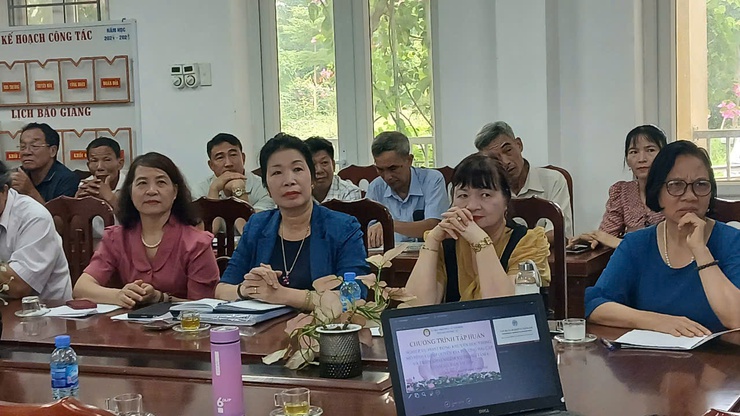 HỘI KHUYẾN HỌC XÃ VÂN ĐÌNH TỔ CHỨC HỘI NGHỊ TẬP HUẤN NGHIỆP VỤ KHUYẾN HỌC TRONG MÔ HÌNH CHÍNH QUYỀN ĐỊA PHƯƠNG HAI CẤP- Ảnh 3.