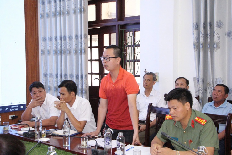Hội nghị thông qua dự thảo phương án cưỡng chế thu hồi đất thực hiện Dự án cải tạo, nâng cấp Quốc lộ 6 đoạn Ba La - Xuân Mai- Ảnh 10.