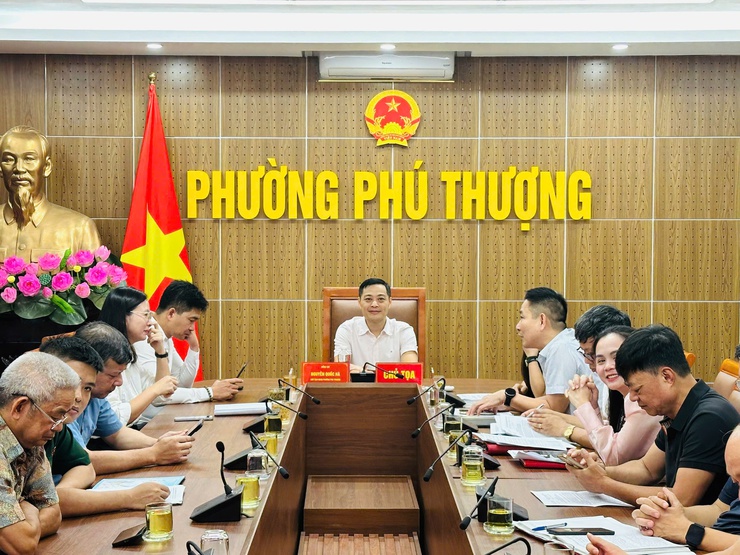 Phường Phú Thượng tham dự Hội nghị tiếp xúc cử tri với đại biểu HĐND Thành phố Hà Nội trước kỳ họp thường lệ giữa năm 2026- Ảnh 1.