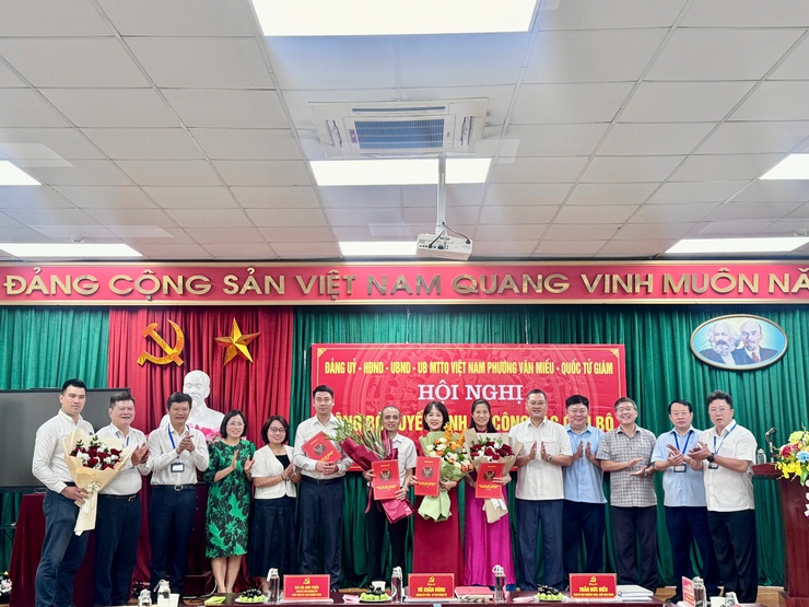 PHƯỜNG VĂN MIẾU – QUỐC TỬ GIÁM CÔNG BỐ CÁC QUYẾT ĐỊNH VỀ CÔNG TÁC CÁN BỘ- Ảnh 5.
