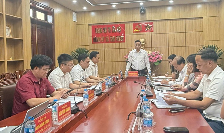 Ban Thường vụ Đảng ủy xã Tam Hưng nghe báo cáo về Dự án Nhà ở xã hội Tam Hưng - xã Tam Hưng- Ảnh 1.