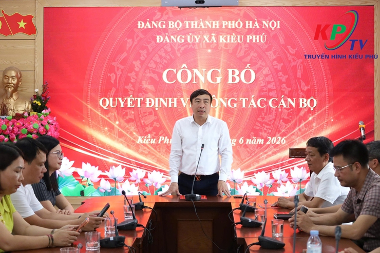 Đảng ủy xã Kiều Phú tổ chức Hội nghị công bố quyết định về công tác cán bộ- Ảnh 4.