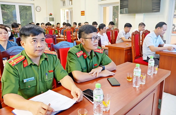 Xã Đoài Phương tổ chức huấn luyện nghiệp vụ phòng cháy, chữa cháy và cứu nạn, cứu hộ năm 2026- Ảnh 2.