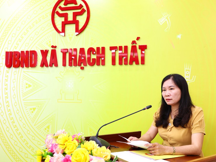 Hội nghị chuyển giao các hội do Đảng, Nhà nước giao nhiệm vụ về trực thuộc Ủy ban MTTQ Việt Nam xã Thạch Thất- Ảnh 2.