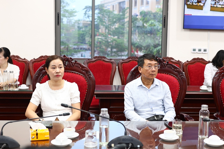 ĐẢNG ỦY XÃ THẠCH THẤT TIẾP SÓNG HỘI THẢO KHOA HỌC QUỐC GIA VỀ HOÀN THIỆN MÔ HÌNH CHÍNH QUYỀN ĐỊA PHƯƠNG HAI CẤP- Ảnh 2.