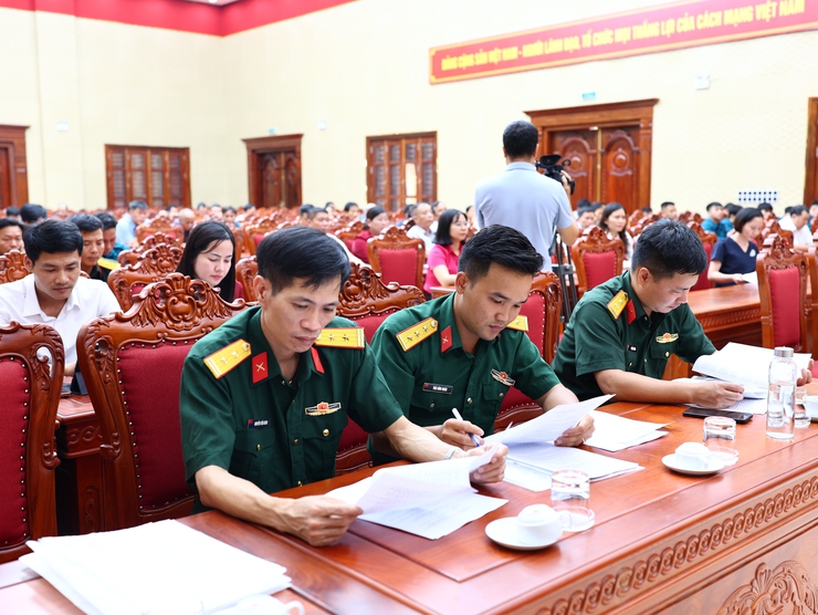 Xã Thạch Thất sơ kết công tác quân sự, quốc phòng 6 tháng đầu năm 2026; tổng kết thi hành các luật về quốc phòng, dân quân tự vệ và giáo dục quốc phòng, an ninh- Ảnh 3.