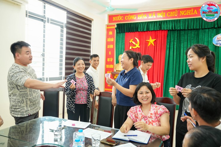 TỔ CHỨC HỌP VÀ BỐC THĂM THỨ TỰ BIỂU DIỄN LIÊN HOAN VĂN NGHỆ QUẦN CHÚNG XÃ HƯNG ĐẠO NĂM 2026- Ảnh 4.