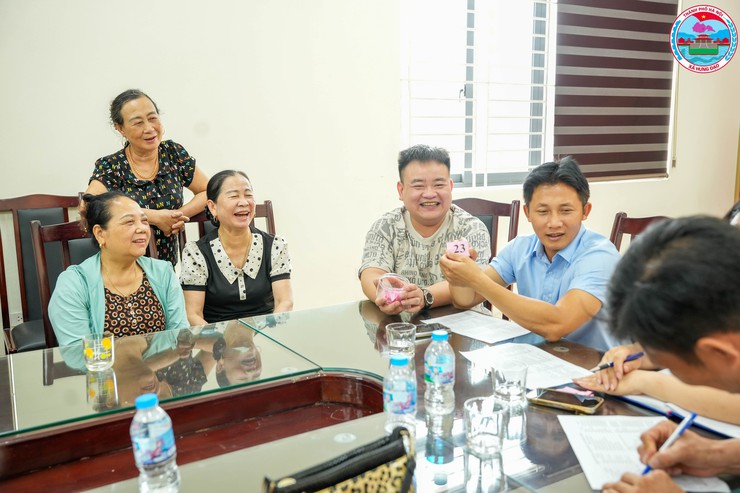 TỔ CHỨC HỌP VÀ BỐC THĂM THỨ TỰ BIỂU DIỄN LIÊN HOAN VĂN NGHỆ QUẦN CHÚNG XÃ HƯNG ĐẠO NĂM 2026- Ảnh 6.