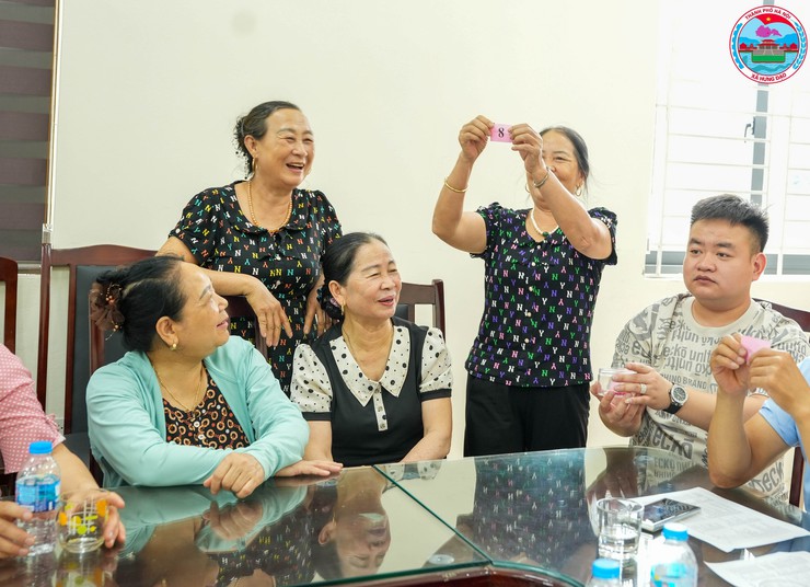 TỔ CHỨC HỌP VÀ BỐC THĂM THỨ TỰ BIỂU DIỄN LIÊN HOAN VĂN NGHỆ QUẦN CHÚNG XÃ HƯNG ĐẠO NĂM 2026- Ảnh 9.