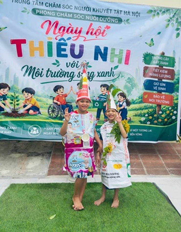 Sắc màu tuổi thơ từ những điều bình dị - Ngày hội Thiếu nhi với môi trường sống xanh - Ảnh 1.