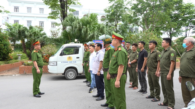 Xã Thanh Oai ra quân lập lại trật tự đô thị khu vực chợ Thanh Mai- Ảnh 2.