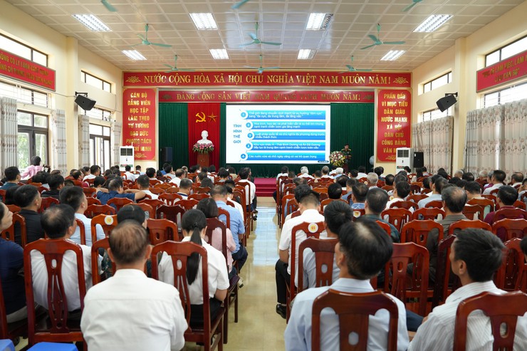 Cập nhật thông tin thời sự thế giới, khu vực và trong nước cho đội ngũ cán bộ cơ sở- Ảnh 3.
