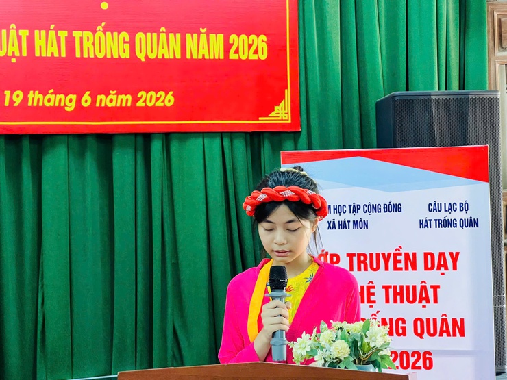 HÁT MÔN KHAI MẠC LỚP TRUYỀN DẠY NGHỆ THUẬT HÁT TRỐNG QUÂN- Ảnh 5.