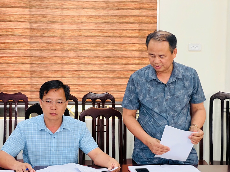 Chiều ngày 19/6 Ban Kinh tế - Ngân sách HÐND xã Hát Môn tổ chức hội nghị thẩm tra Tờ trình, Báo cáo, Để án, dự thảo Nghị quyết của UBND xã thuộc linh vực kinh tế, ngân sách trình tại kỳ hop thứ Ba HĐND xã khóa XXIV, nhiệm- Ảnh 2.