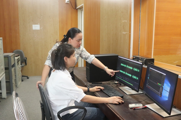 Lãnh đạo xã Phú Xuyên chúc mừng Trung tâm Dịch vụ tổng hợp nhân kỷ niệm 101 năm Ngày Báo chí Cách mạng Việt Nam- Ảnh 3.