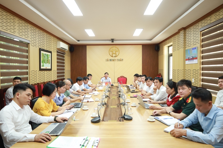 Xã Minh Châu tham dự Hội thảo khoa học cấp quốc gia về hoàn thiện mô hình chính quyền địa phương hai cấp- Ảnh 4.