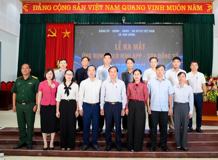 Sơn Đồng ra mắt ứng dụng “Sơn Đồng số” - Bước tiến mới trong chuyển đổi số phục vụ Nhân dân- Ảnh 1.