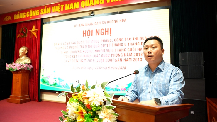 Hội nghị sơ kết công tác Quân sự, Quốc phòng địa phương 6 tháng đầu năm, triển khai phương hướng nhiệm vụ 6 tháng cuối năm; tổng kết thi hành Luật Quốc phòng năm 2018, Luật DQTV năm 2019, Luật GDQP&AN năm 2013- Ảnh 4.