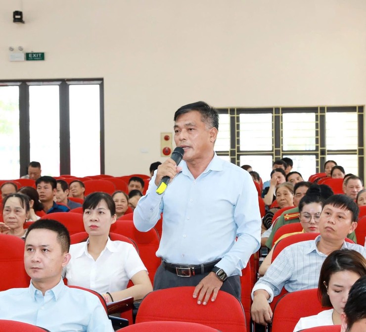 TỔ ĐẠI BIỂU SỐ 31 HĐND THÀNH PHỐ HÀ NỘI TIẾP XÚC CỬ TRI XÃ NỘI BÀI, KIM ANH, TRUNG GIÃ, SÓC SƠN VÀ ĐA PHÚC- Ảnh 9.