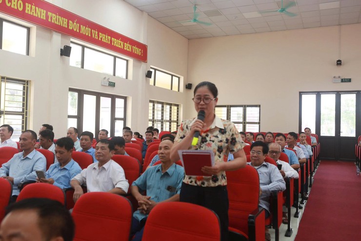 TỔ ĐẠI BIỂU SỐ 31 HĐND THÀNH PHỐ HÀ NỘI TIẾP XÚC CỬ TRI XÃ NỘI BÀI, KIM ANH, TRUNG GIÃ, SÓC SƠN VÀ ĐA PHÚC- Ảnh 10.
