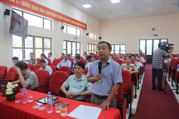 TỔ ĐẠI BIỂU SỐ 31 HĐND THÀNH PHỐ HÀ NỘI TIẾP XÚC CỬ TRI XÃ NỘI BÀI, KIM ANH, TRUNG GIÃ, SÓC SƠN VÀ ĐA PHÚC- Ảnh 11.